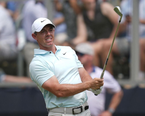 Rory McIlroy will return to Yas Links on November 7-10 for the prestigious Abu Dhabi HSBC Championship.