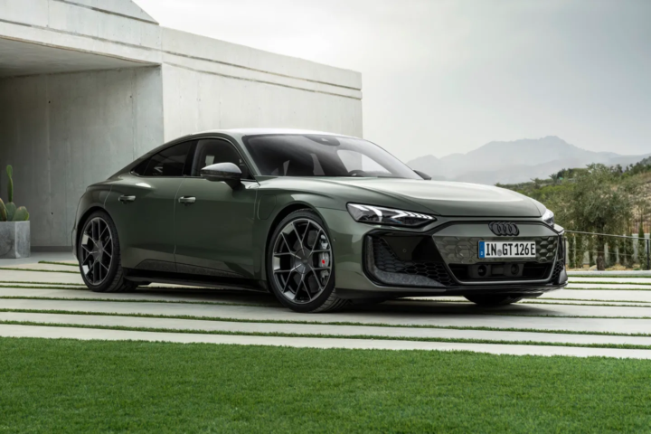 Audi has announced a new grade for its e-Tron series, the RS GT Performance, which promises to produce an incredible 680 kW of power.