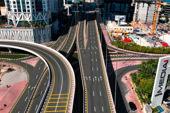 Dubai traffic congestion is a well-known issue, although substantial efforts are underway to reduce it.