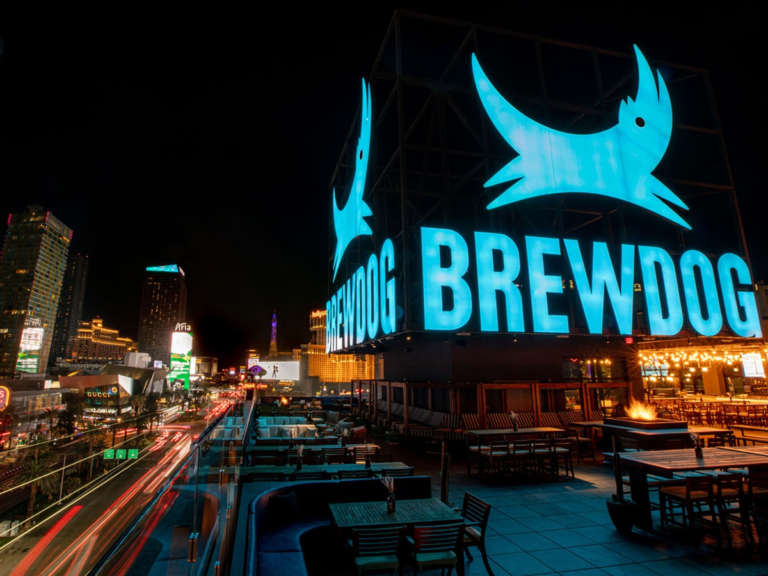 Raise your glasses. Dubai—BrewDog plans to open its first craft beer bar by the end of the year.