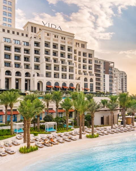 Vida Creek Beach is located across the creek from Dubai's historical landmarks and the bustling hubs of Downtown Dubai.