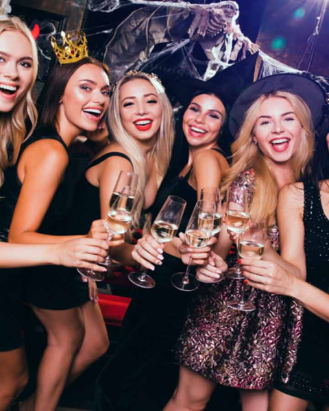 While weekend ladies' nights in Abu Dhabi are not as common as midweek offerings, there are still some excellent options available.